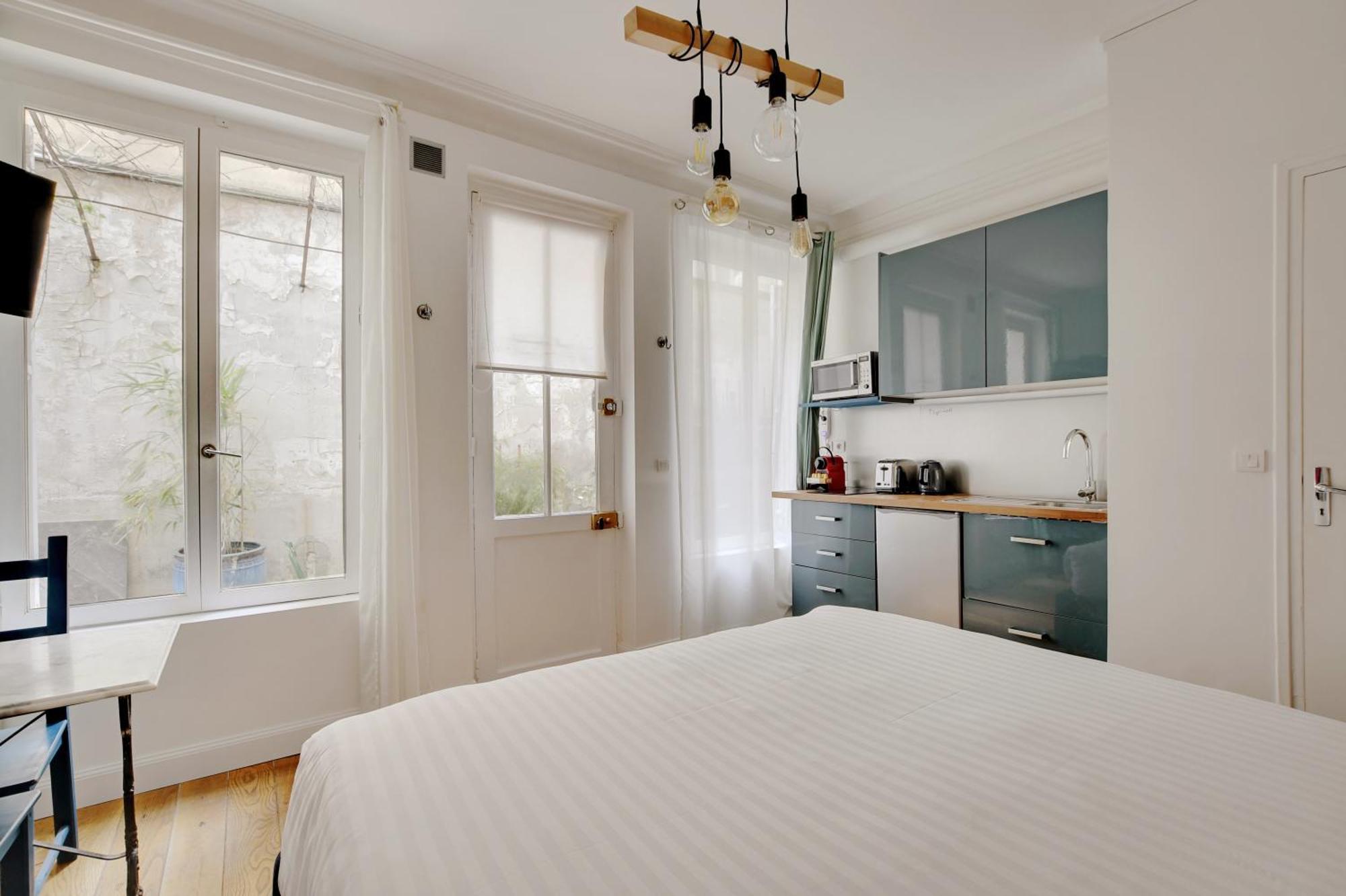 A Sweet Studio In Montparnasse - Boulevard Du Montparnasse Paris Eksteriør billede